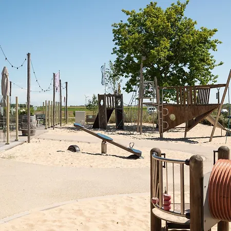 Luxe vakantielodge in Callantsoog aan zee-3